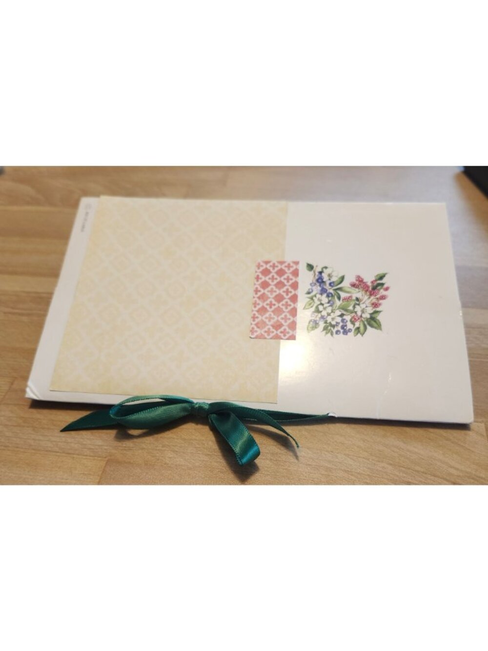 Handmade Junk Journal 90 pages Colorful & Bright 6x6.5" - Picture 4 of 16